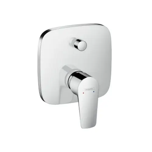 Einhebel-Wannenmischer von Hansgrohe in chromfarbenem Design. Unterputzmontage mit einem integriertem Bedienknopf zur Temperaturregelung.